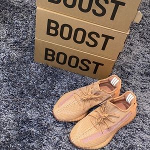 Clay Yeezy Boost 350